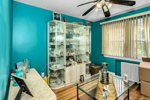 33 Cleveland St, Valley Stream, NY 11580 - Photo 9