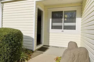 401 Cabot Ct E, Saint James, NY 11780 - Photo 17