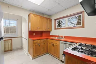 1 Rutgers Pl, Scarsdale, NY 10583 - Photo 23