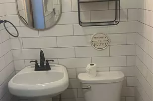 637 Veterans Hwy, Smithtown, NY 11787 - Photo 3