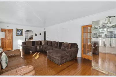 45 Ella Street, Valley Stream, NY 11580 - Photo 11