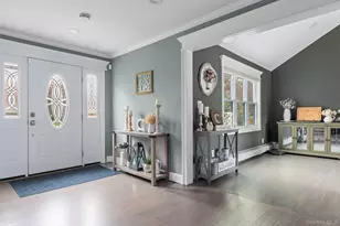 17 Diane Ct, Nesconset, NY 11767 - Photo 3