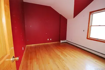 156 Oak Street, Amityville, NY 11701 - Photo 31