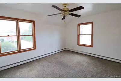 156 Oak Street, Amityville, NY 11701 - Photo 9