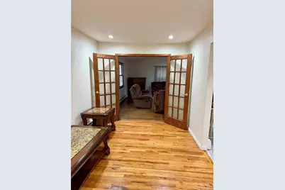 28 Urban Drive, Selden, NY 11784 - Photo 5