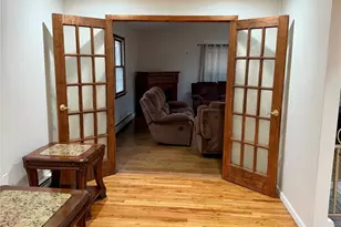 28 Urban Dr, Selden, NY 11784 - Photo 5