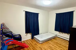 28 Urban Dr, Selden, NY 11784 - Photo 9