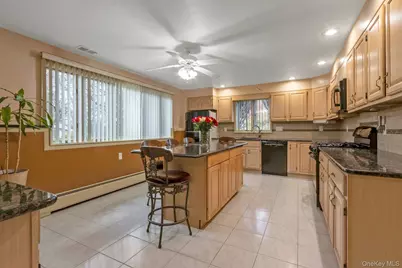 44 Greenridge Way, Spring Valley, NY 10977 - Photo 25