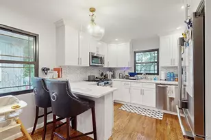 17 Arthur Pl, Yonkers, NY 10701 - Photo 9