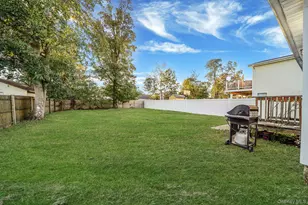 110 2nd Ave, Bay Shore, NY 11706 - Photo 21