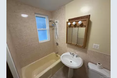 576 Wyona Street #1st Floor, Brooklyn, NY 11207 - Photo 5