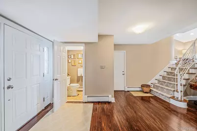 28 Cedarwood Lane, Commack, NY 11725 - Photo 13