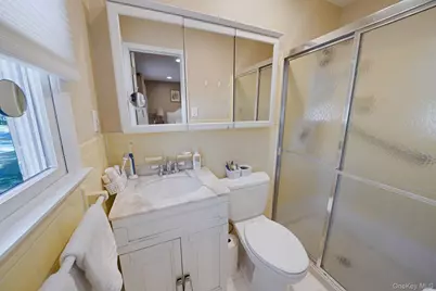 28 Cedarwood Lane, Commack, NY 11725 - Photo 33