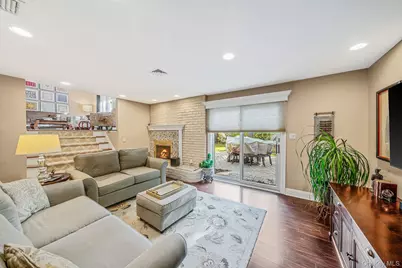 28 Cedarwood Lane, Commack, NY 11725 - Photo 21