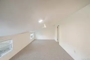 28 Cedarwood Ln, Commack, NY 11725 - Photo 29