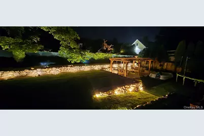 338 Main Street, East Setauket, NY 11733 - Photo 21