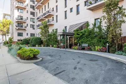 100 W Broadway #6W, Long Beach, NY 11561 - Photo 5