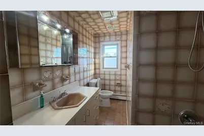 141-33 255th Street, Rosedale, NY 11422 - Photo 23