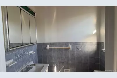 141-33 255th Street, Rosedale, NY 11422 - Photo 19