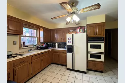 141-33 255th Street, Rosedale, NY 11422 - Photo 3