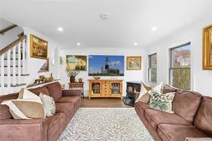 13 Willow Shade Ave, East Quogue, NY 11942 - Photo 5