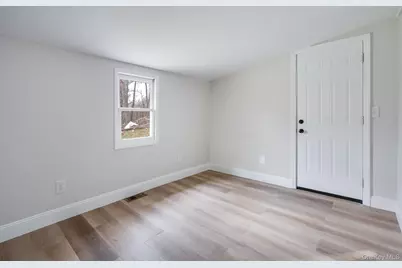 356 Sands Road, Middletown, NY 10941 - Photo 17