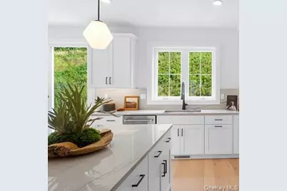 5106 Teaberry Lane #33, Fishkill, NY 12524 - Photo 3