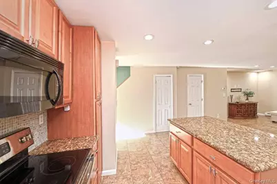 One Anchorage Way #1408, Freeport, NY 11520 - Photo 11