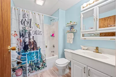 4 Madach Street, Ronkonkoma, NY 11779 - Photo 37