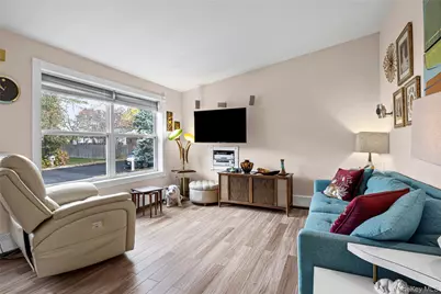 4 Madach Street, Ronkonkoma, NY 11779 - Photo 7