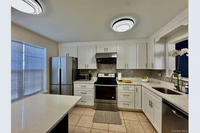 24 Kent Court, Middletown, NY 10940 - Photo 3