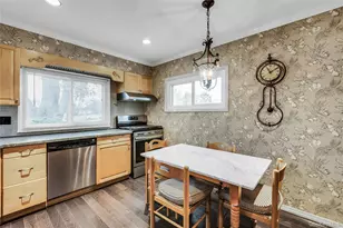 27 Abbey Ln, Plainview, NY 11803 - Photo 11