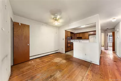 71-34 Kissena Boulevard, Flushing, NY 11367 - Photo 13