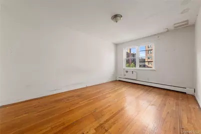 71-34 Kissena Boulevard, Flushing, NY 11367 - Photo 9