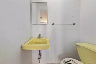 71-34 Kissena Blvd, Flushing, NY 11367 - Photo 9