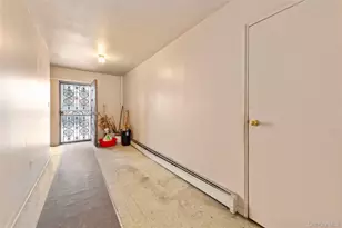 71-34 Kissena Blvd, Flushing, NY 11367 - Photo 25