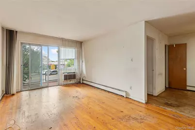 71-34 Kissena Boulevard, Flushing, NY 11367 - Photo 13