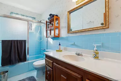 66 Colton Avenue, Sayville, NY 11782 - Photo 13