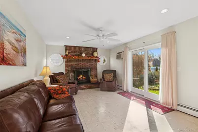 66 Colton Avenue, Sayville, NY 11782 - Photo 9