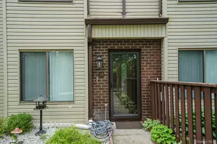 124 Birchwood Rd, Coram, NY 11727 - Photo 5