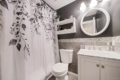 124 Birchwood Road #124, Coram, NY 11727 - Photo 19