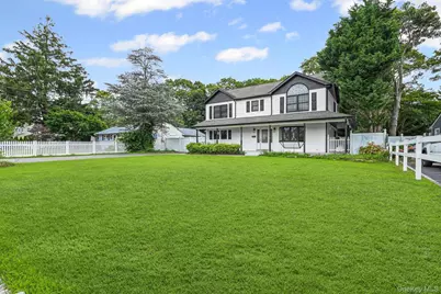 47 Yuma Lane, East Islip, NY 11730 - Photo 3