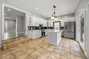 47 Yuma Ln, East Islip, NY 11730 - Photo 19