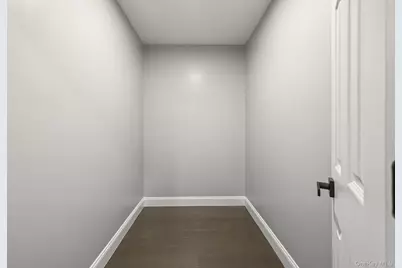 47 Yuma Lane, East Islip, NY 11730 - Photo 27