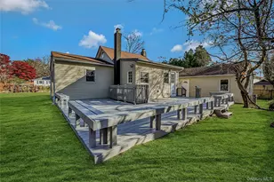 8 Pansy Rd, Rocky Point, NY 11778 - Photo 29