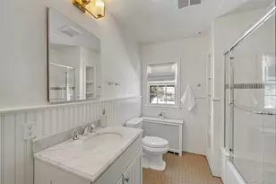 986 Plymouth St, Pelham, NY 10803 - Photo 23