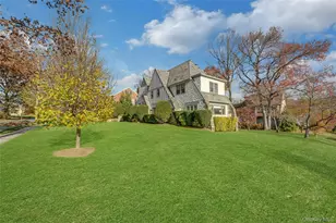 986 Plymouth St, Pelham, NY 10803 - Photo 7