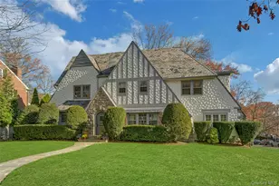 986 Plymouth St, Pelham, NY 10803 - Photo 3