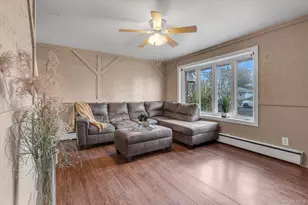 1392 Manor Ln, Bay Shore, NY 11706 - Photo 3