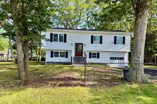 30 7th St, Holbrook, NY 11741 - Photo 21